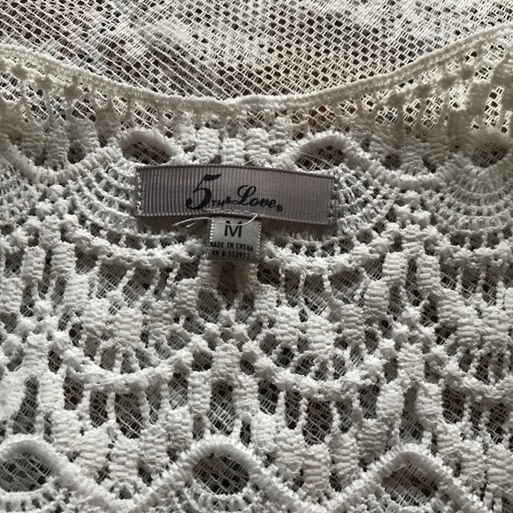 Paisley Crocheted Back Romper - Picture 4 of 6